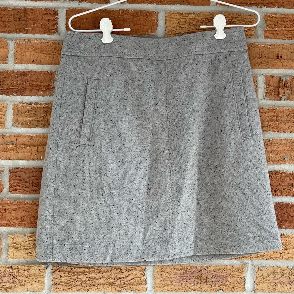 Loft skirt NWT